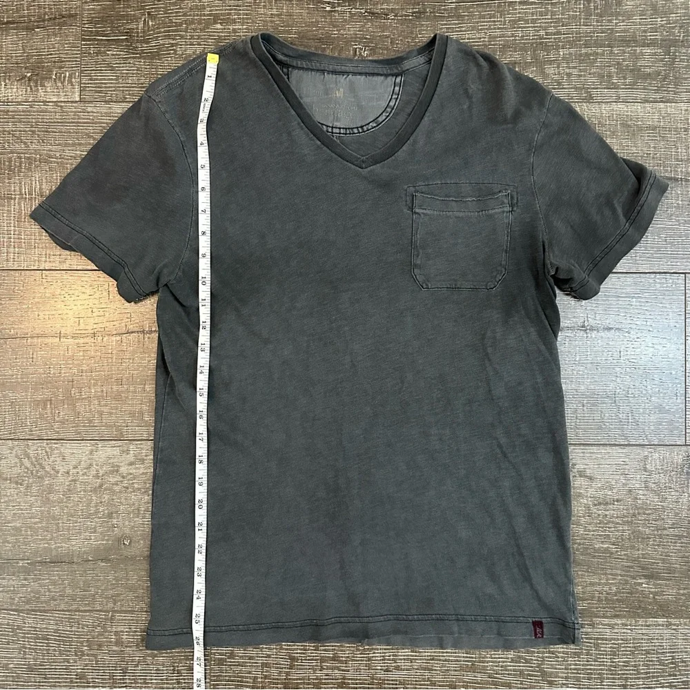 Banana Republic Heritage Dark Gray V-Neck Tee
